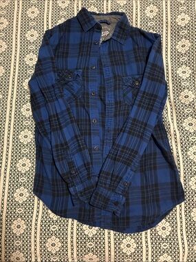 Blue & Black Plaid Button-Up Shirt